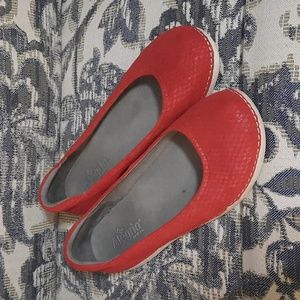 Alegria ballet flats